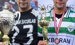 Berat Sarataş Bir senede iki kupa Kaldırdı