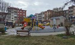 Salıncaklar boş kaldı, park sessizliğe büründü