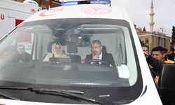 Eskişehir’e 10 Ambulans ve Mobil Komuta Merkezi teslim edildi