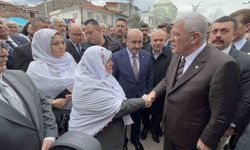 Dervişoğlu, İYİ Parti kurucusu Korkmaz'ın başörtüsü için hakaret ettiği Mihalgazi Belediye Başkanı'nı ziyaret etti