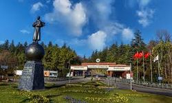 Anadolu Üniversitesi 'Eğitime Katkı Ödülü'ne layık görüldü