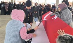 Kazada hayatını kaybeden uzman çavuş askeri törenle toprağa verildi