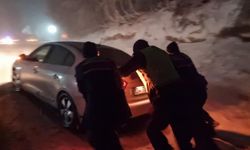 İnegöl -Domaniç Dağ Yolunda Kar ve Tipi Etkili Oluyor