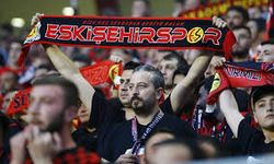 Eskişehirspor taraftarından İzmir'de yaşananlara sert tepki: 'Hukuken takipçisi olacağız'