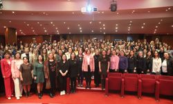 “Kadınların  Emeği  Şehrin  Her  Köşesinde”