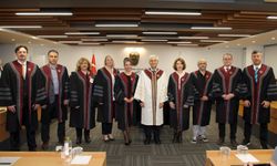 ESTÜ'de Profesörlük Berat Takdimi Töreni