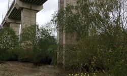Köprü sele dayanamadı, YHT viyadük ayağı tehlike altında