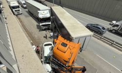 2 tır ve 1 otomobilin hurdaya döndüğü kazayı sürücüler hafif sıyrıklarla atlattı