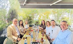 Dündar Ünlü, İşletmesinin  Kuruluşunun 20.Yılını Çalışanlarıyla Kutladı