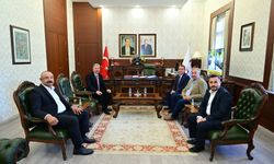 MHP İl Başkanı Sezer'den Vali Erdinç Yılmaz'a Ziyaret