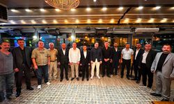 Geçmiş Dönem Ülkü Ocakları İl Başkanları Yemekte Bir Araya Geldi