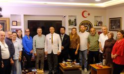 Tepebaşı Belediye Başkanı Dt. Ahmet Ataç’tan Eskişehir Lokantacılar Ve Kasaplar Esnaf Odası Başkanı Murat Arnik’e Anlamlı Ziyaret