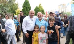 Başkan Albayrak: Eskişehir'i eser siyasetiyle büyütüyor, sahada vatandaşımızın sesi oluyoruz