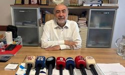"Kapatılsın" Diyemedi, Topu Çevirdi de Çevirdi!