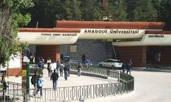 Anadolu Üniversitesinde akademik yıl 'Dünya Düzeni ve Türkiye' ilk dersiyle başlıyor