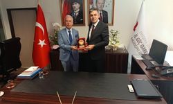 Dost Dernekleri Federasyonundan Göç İdaresi Müdürüne Ziyaret
