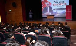 Öğrenciler kariyer yolculuğuna ilham veren isimlerle buluşuyor