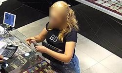 Sahte altınla dolandırıcılık kamerada