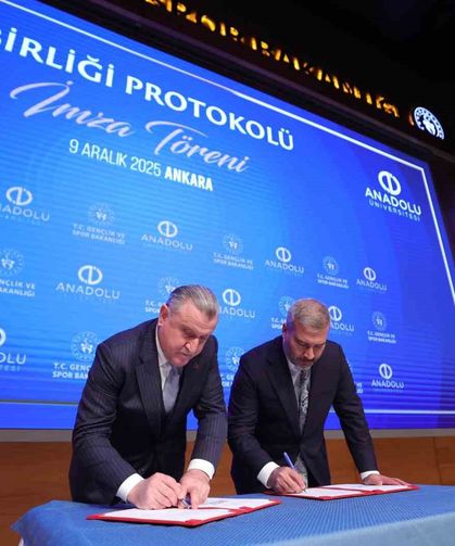 Anadolu Üniversitesi ile Gençlik ve Spor Bakanlığı Arasında Stratejik İş Birliği Protokolü imzalandı