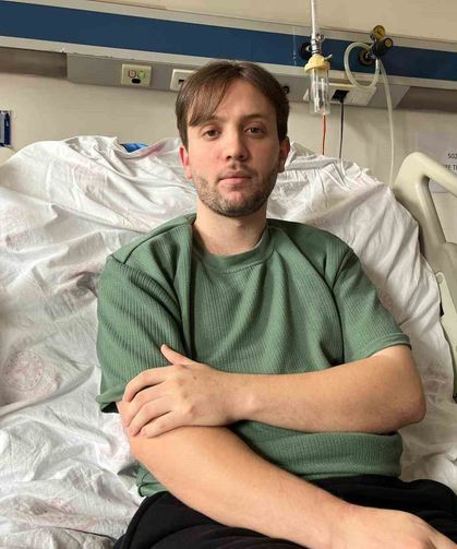 Felç kalan genç sürücüye hasta yatağında ikinci şok