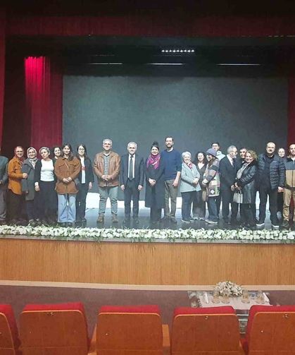 Tiyatro Anadolu, 'Aşk Neyledi Yunus' ile Rize'de sanatseverlerle buluştu