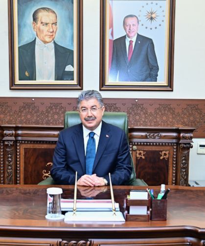 Eskişehir Valisi Dr. Erdinç Yılmaz'dan Berat Kandili mesajı