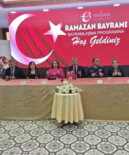 Eskişehir Valiliği bayramlaşma programında birlik mesajı