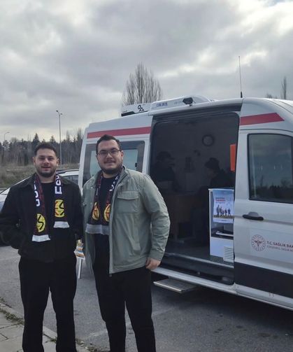 Eskişehir'de mobil sigara bıraktırma aracı taraftarla buluştu