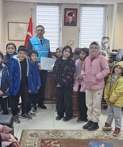 Tepebaşı'nda miniklerden Gazze'ye bağış