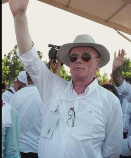 Hacılar Kabe'ye Kazım Kurt Küba 'ya