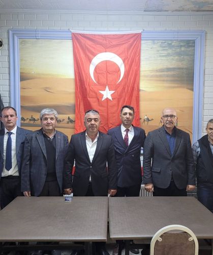 Gökhan Zeybek Mihalıççık Esnaf Odasında Güven Tazeledi