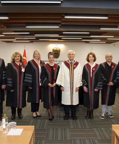 ESTÜ'de Profesörlük Berat Takdimi Töreni