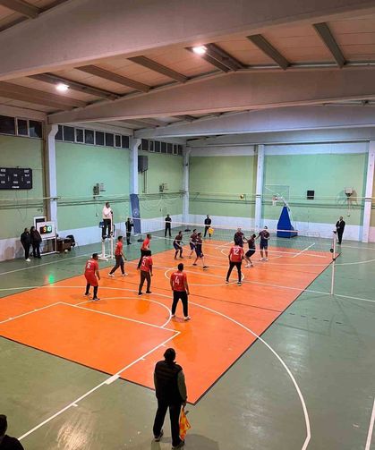 Beylikova'da Kurumlar Arası Voleybol Turnuvası heyecanı