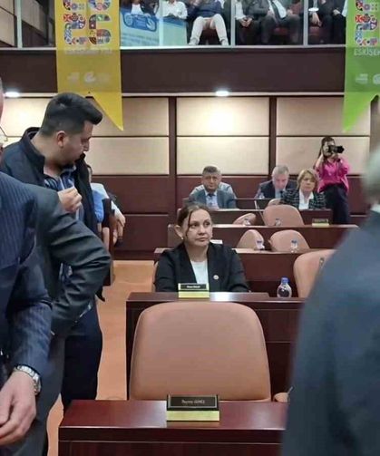 Eskişehir Büyükşehir Belediyesi Meclisi'nde ESKİ gerginliği