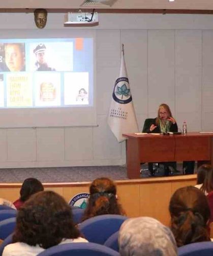 ESOGÜ'de bağımlılıkla mücadele etkinliği düzenlendi