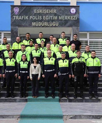Trafik Polis Eğitim Merkezi personeline yapay zekâ eğitimi