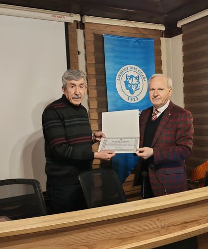 Türk Ocağında Kurultay 'dan TBMM'ye Hakimiyet Hikayesi Anlatıldı