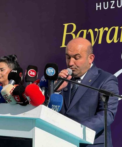 AK Parti Eskişehir İl Başkanı Albayrak: 'Adliye önündeki görüntülerden rahatsız oluyorsunuz da dosyalardaki suçlar hiç mi vicdanınızı sızlatmıyor'
