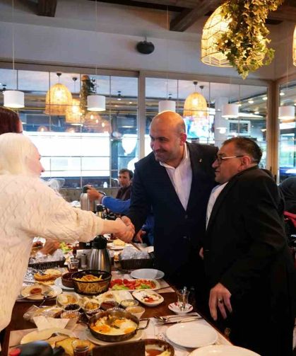 AK Parti Eskişehir İl Başkanı Albayrak, engelli bireyler ile buluştu