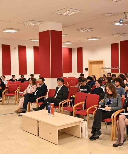 Anadolu Üniversitesi'nde Türkiye-AB ilişkileri ve medya temsilleri masaya yatırıldı