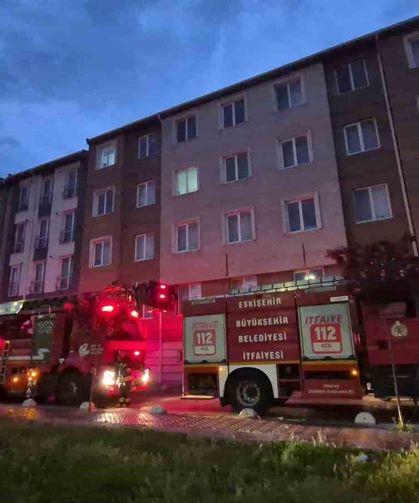 Aspiratör kaynaklı çıkan yangına itfaiye müdahale etti