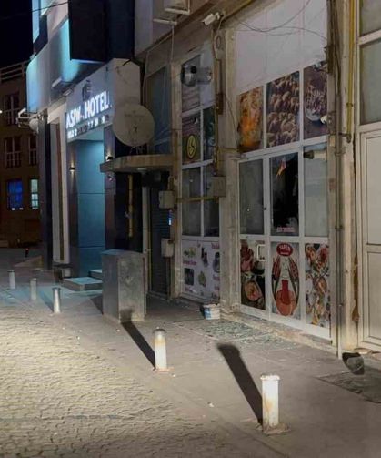Eskişehir'de iki grup arasında kavga: 1'i ağır 3 yaralı