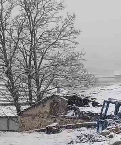 Eskişehir'in kırsalı mayıs ayında beyaza büründü