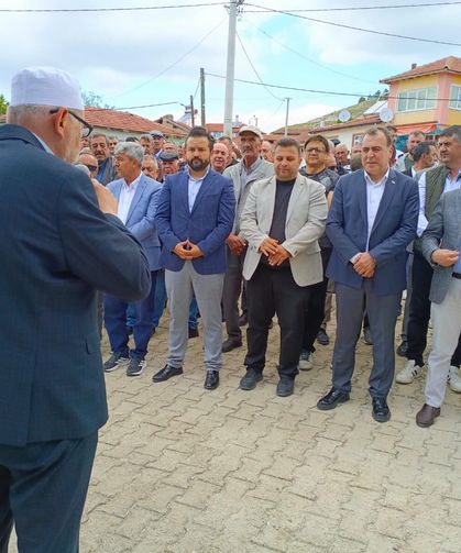 Büğdüz’de Yağmur ve Şükür Duasına Yoğun Katılım