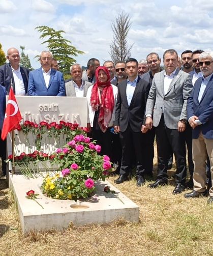 Gün Sazak ve Ülkücü Şehitler Mihalıççık'ta Dualarla Anıldı
