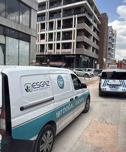 10 katlı binanın bodrum katında yangın çıktı