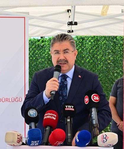 Eskişehir'de 24 Kasım İlkokulu düzenlenen törenle hizmete açıldı