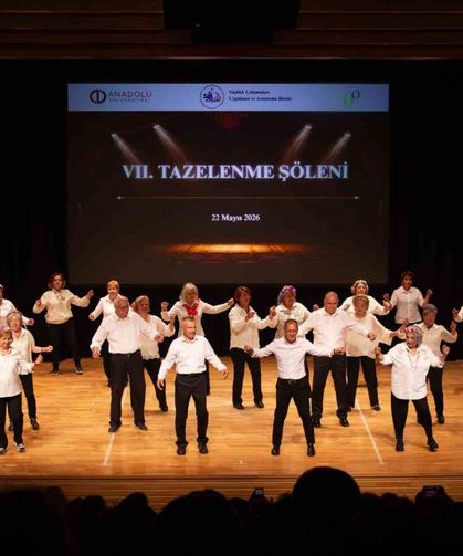 Tazelenme Üniversitesi dönem sonunu şölen ile kutladı