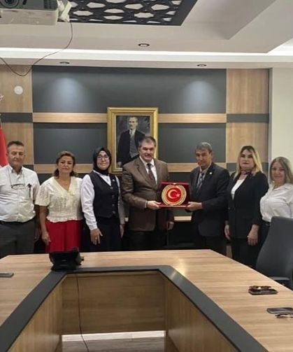Eskişehirli muhtarlardan Kaymakam Ulu'ya vefalı veda
