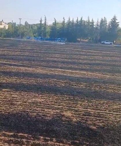 Keskin Mahallesi'ndeki ot yangını büyümeden söndürüldü